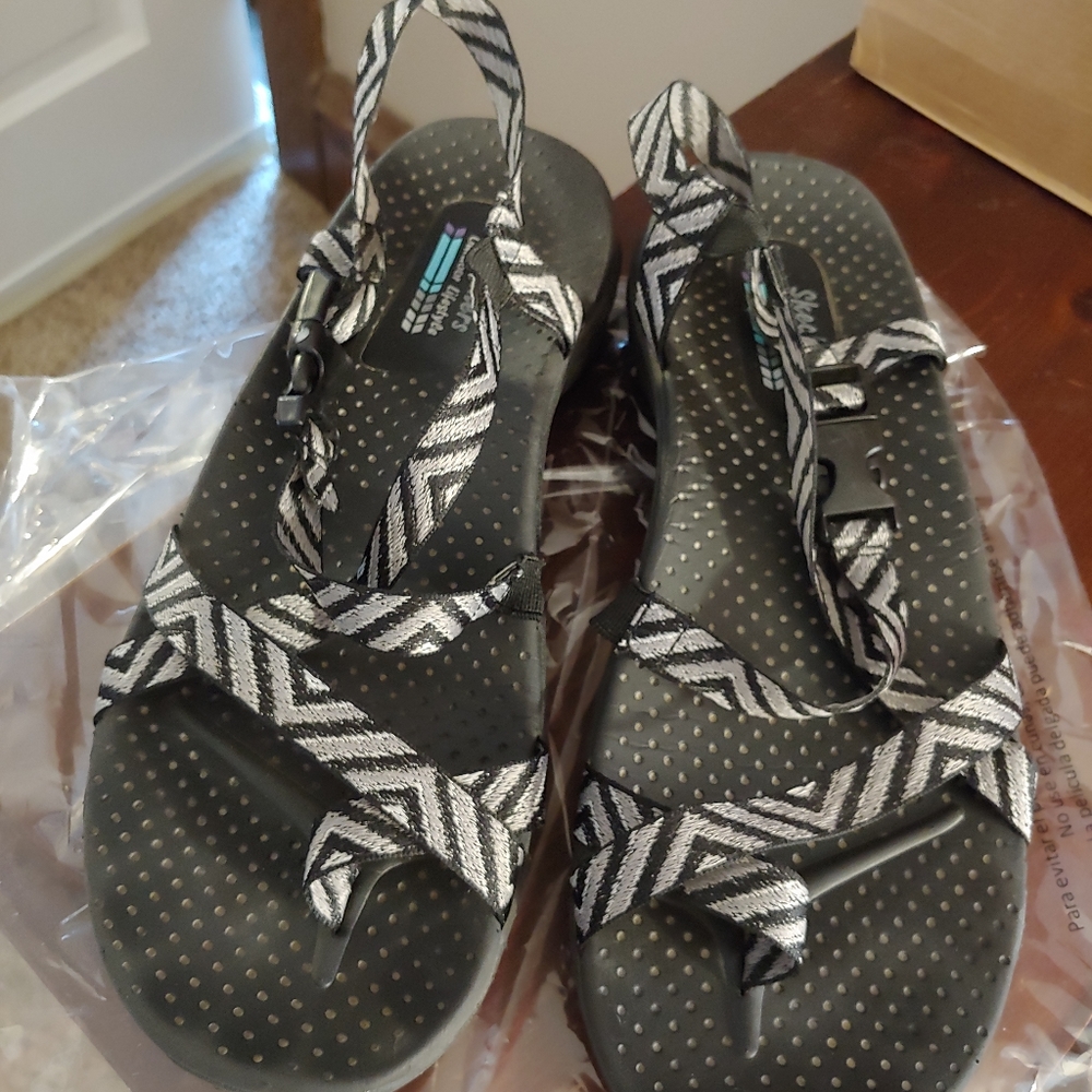 Skechers Outdoor Lifestyle Womens 9 water sandals
